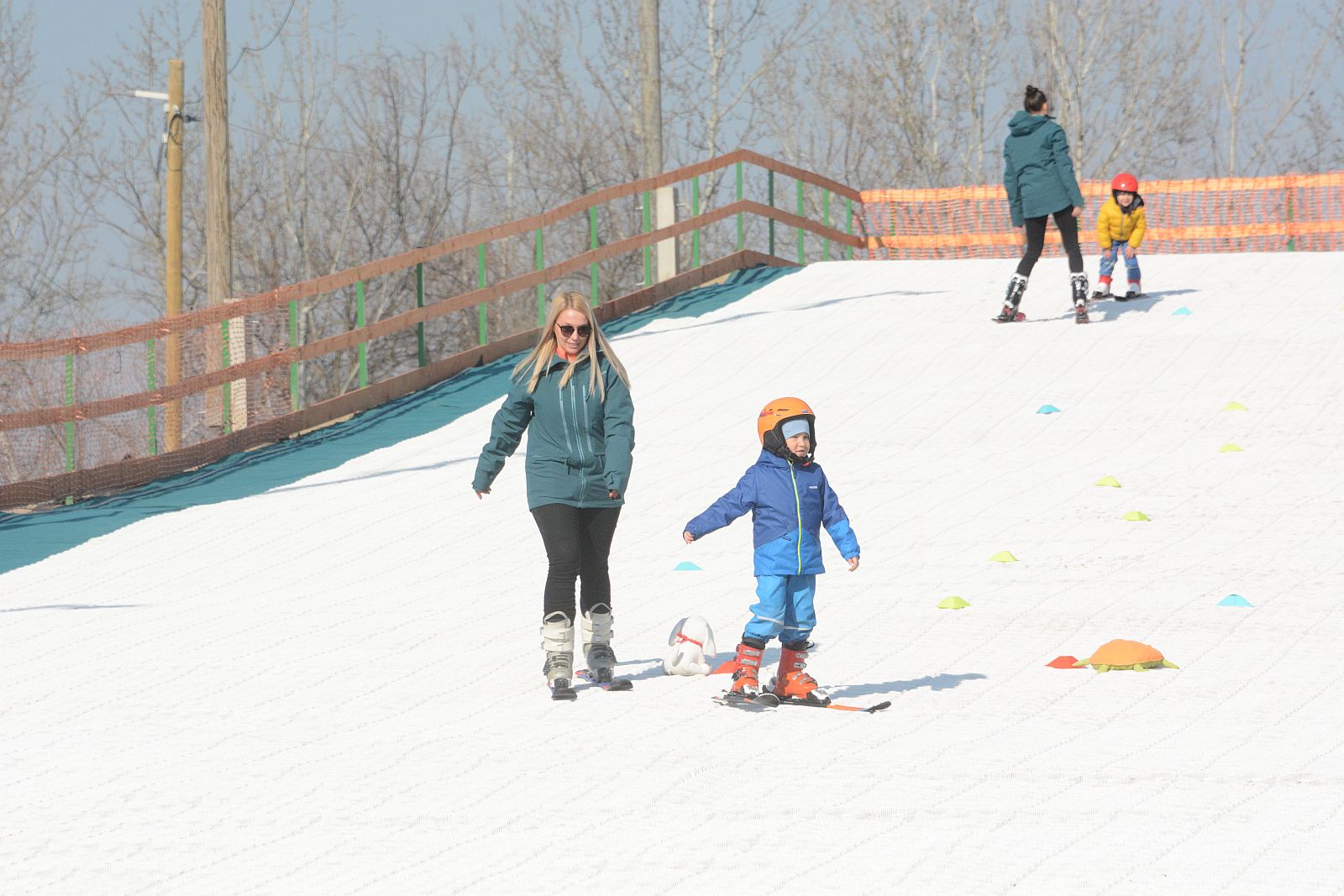 Átadták a székesfehérvári sítanpályát a Csucskai utcában